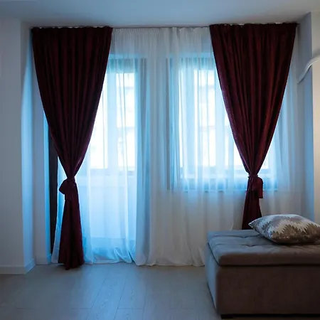 Elegant 2br In Chic Area Διαμέρισμα *