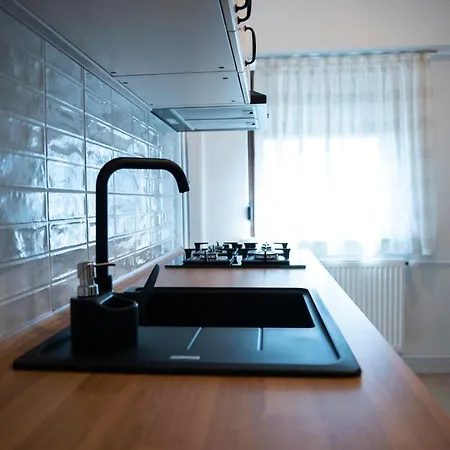 Elegant 2br In Chic Area Appartement