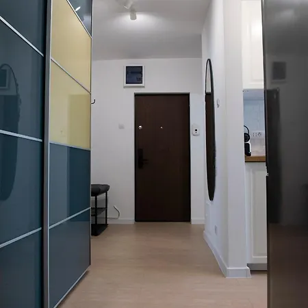 Elegant 2br In Chic Area