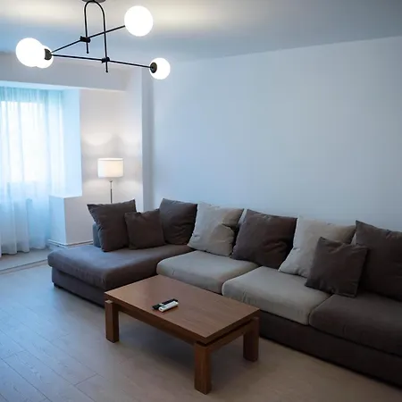 Elegant 2br In Chic Area Appartement Bucarest