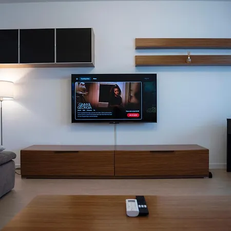 Elegant 2br In Chic Area * Βουκουρέστι