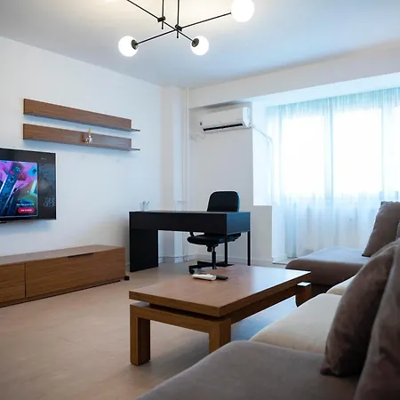 Elegant 2br In Chic Area * Βουκουρέστι
