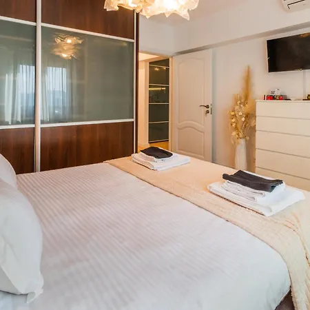 Appartement Elegant 2br In Chic Area *