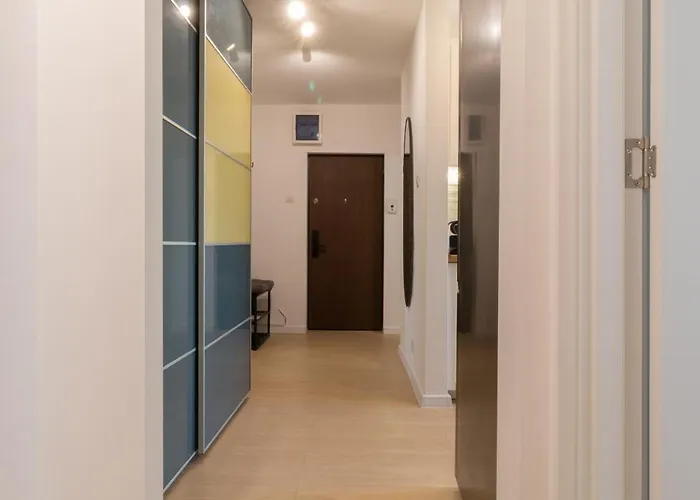 Elegant 2br In Chic Area Apartment Bukarest